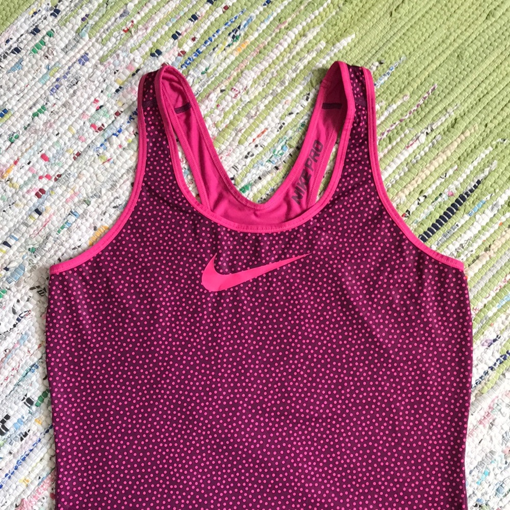 Nike Pro tank top size L